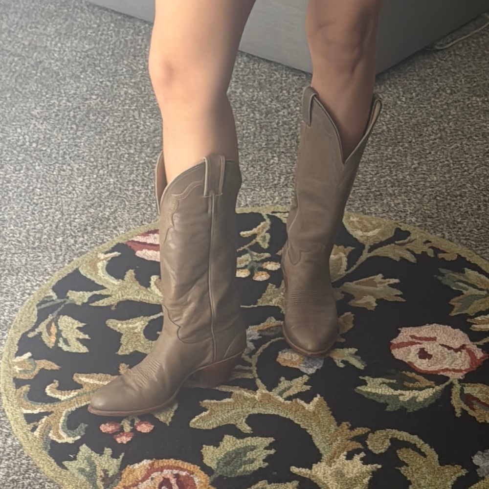 Women's Justin Taupe Leather Cowboy Boots